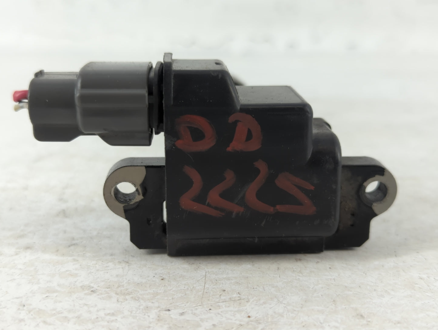 1995-1999 Nissan Maxima Ignition Coil Igniter Pack - Oemusedautoparts1.com