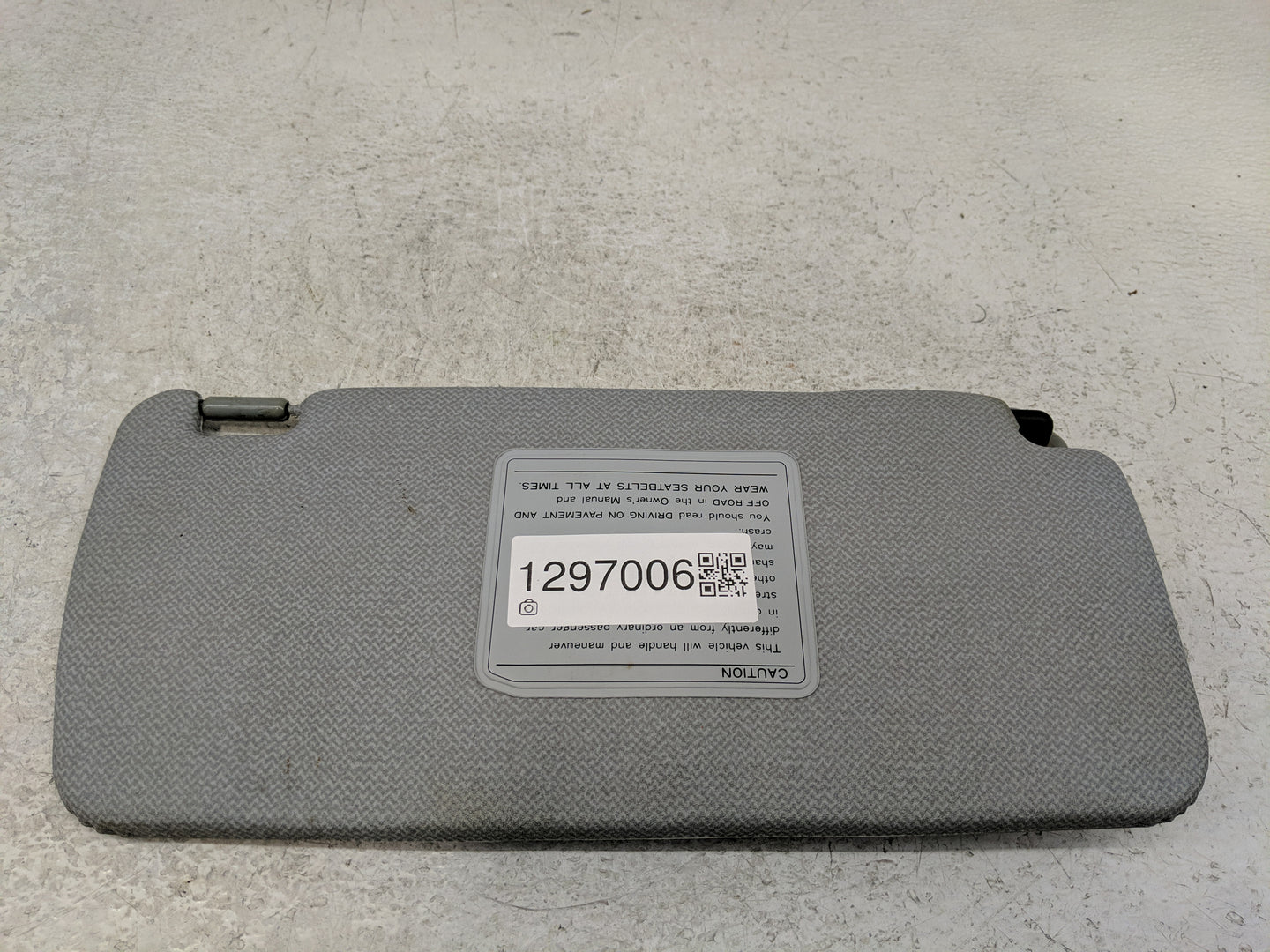 1995 Nissan Pathfinder Sun Visor Shade Replacement Driver Left Mirror Fits OEM Used Auto Parts - Oemusedautoparts1.com