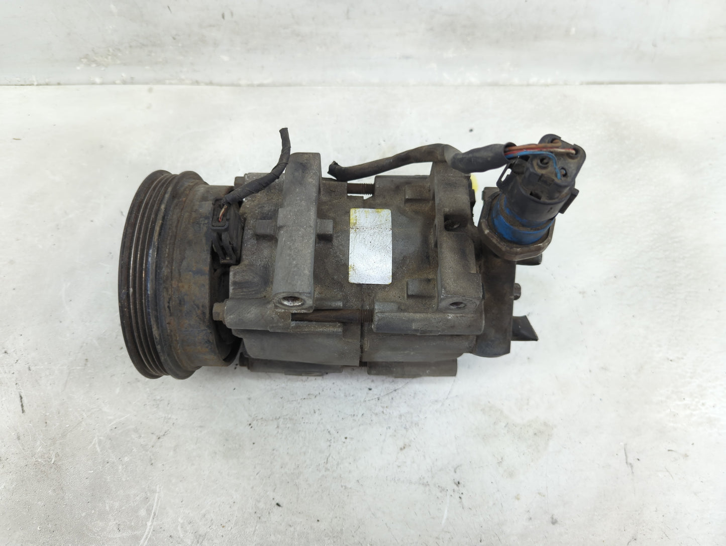 1995-1996 Nissan Quest Air Conditioning A/c Ac Compressor Oem - Oemusedautoparts1.com