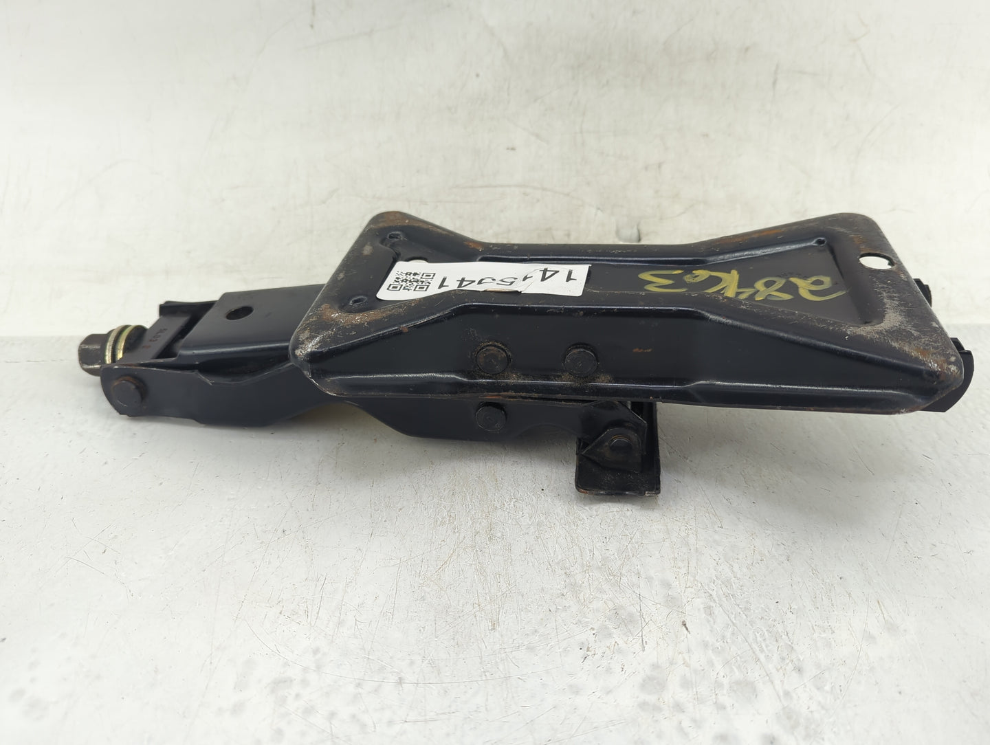 1995 Pontiac Bonneville Spare Scissor Car Jack - Oemusedautoparts1.com