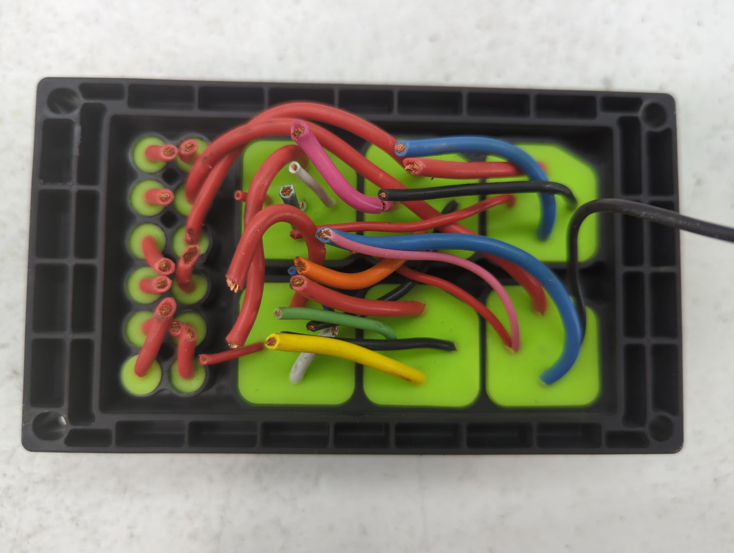1995 Pontiac Firebird Fusebox Fuse Box Panel Relay Module Fits OEM Used Auto Parts - Oemusedautoparts1.com