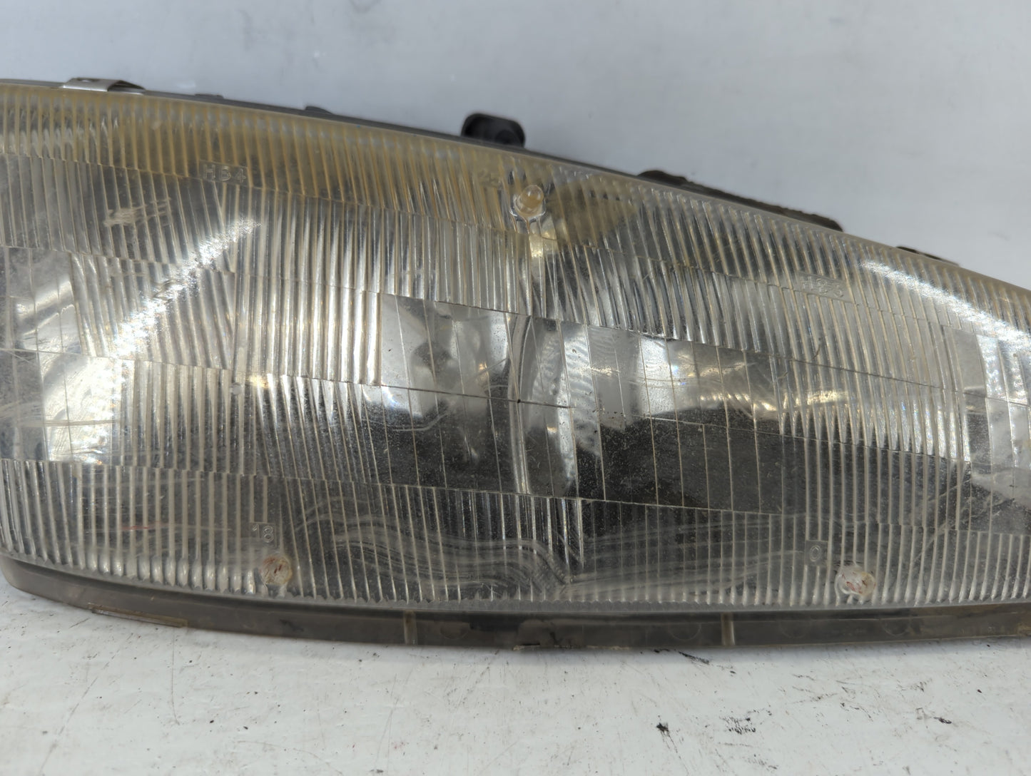 1992-1995 Pontiac Grand Am Passenger Right Oem Head Light Headlight Lamp - Oemusedautoparts1.com