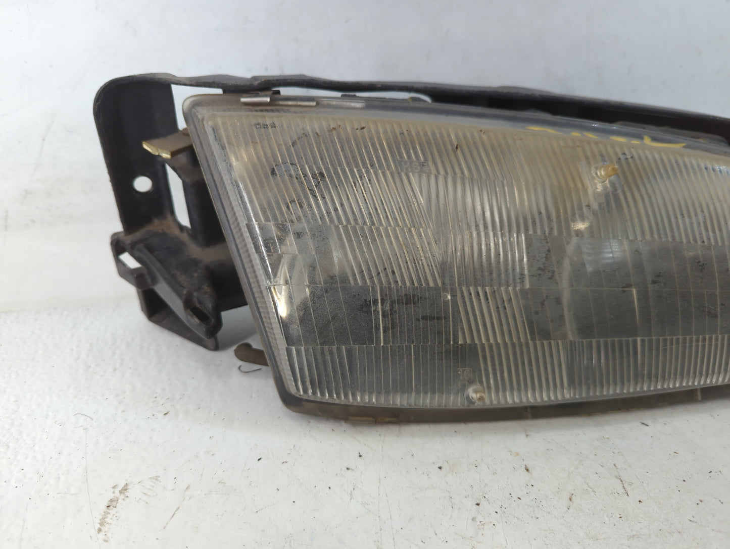 1992-1995 Pontiac Grand Am Passenger Right Oem Head Light Headlight Lamp - Oemusedautoparts1.com