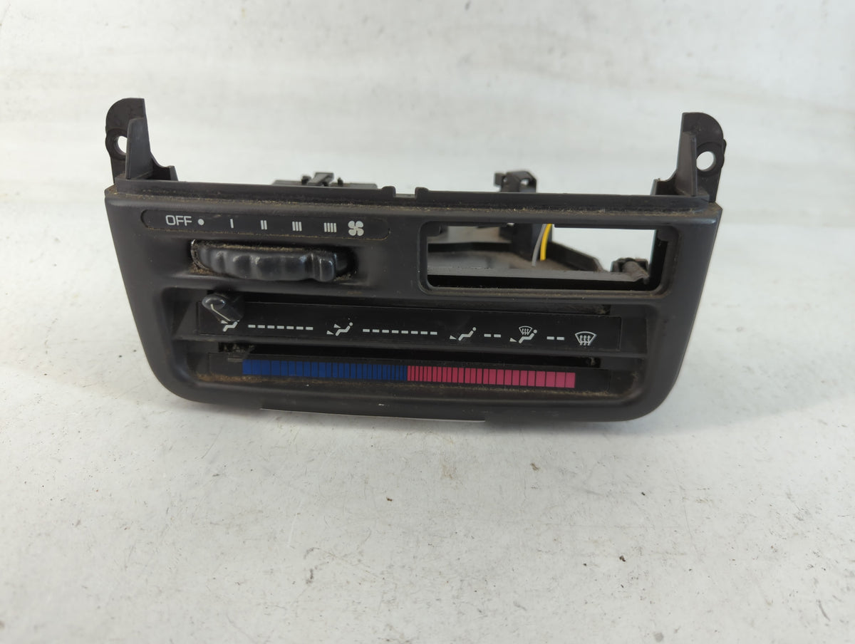 1995 Saturn Sl Climate Control Module Temperature AC/Heater Replacement Fits OEM Used Auto Parts - Oemusedautoparts1.com