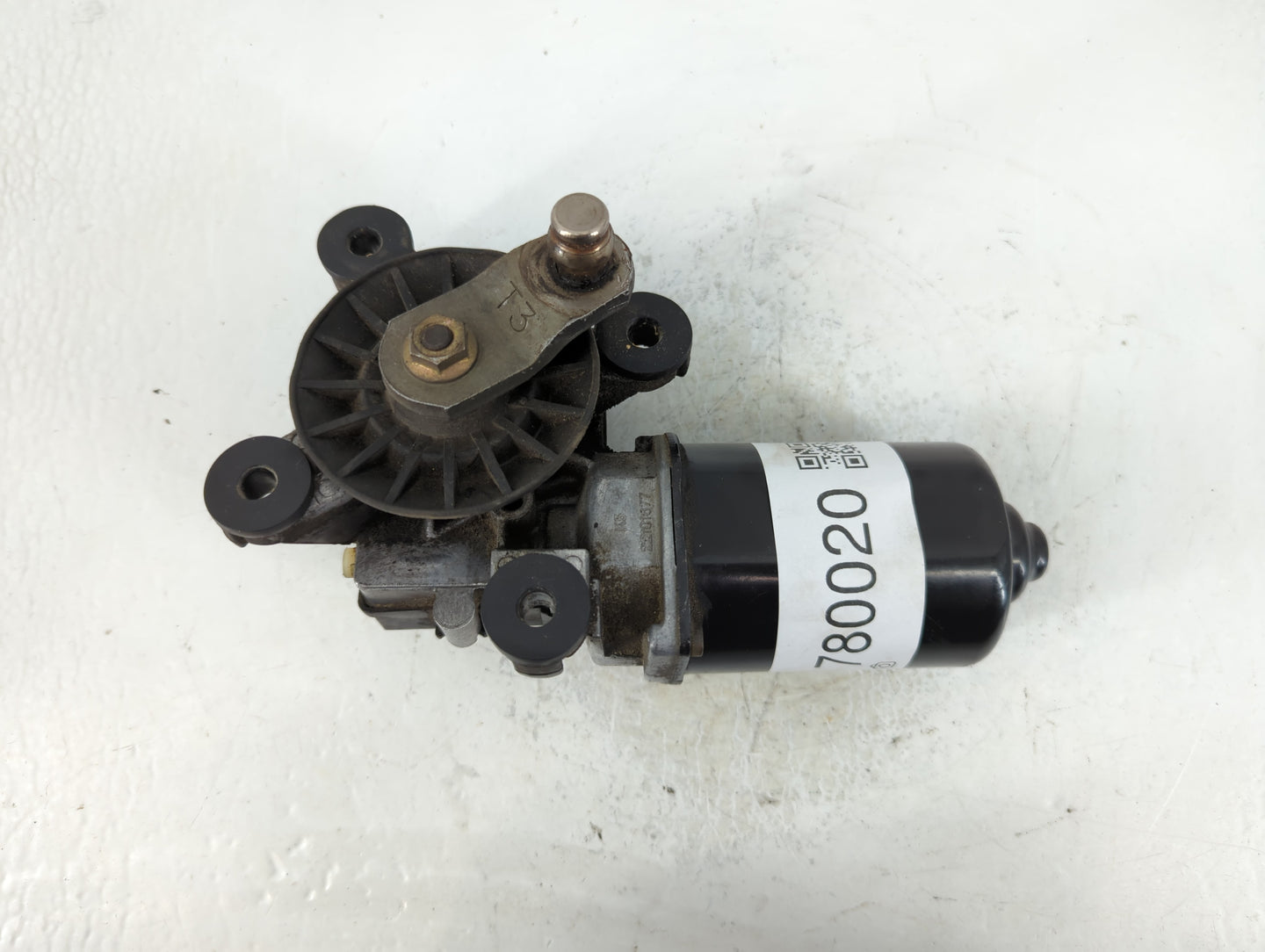 1995 Toyota Avalon Front Windshield Wiper Motor P/N:22139435 Fits OEM Used Auto Parts - Oemusedautoparts1.com