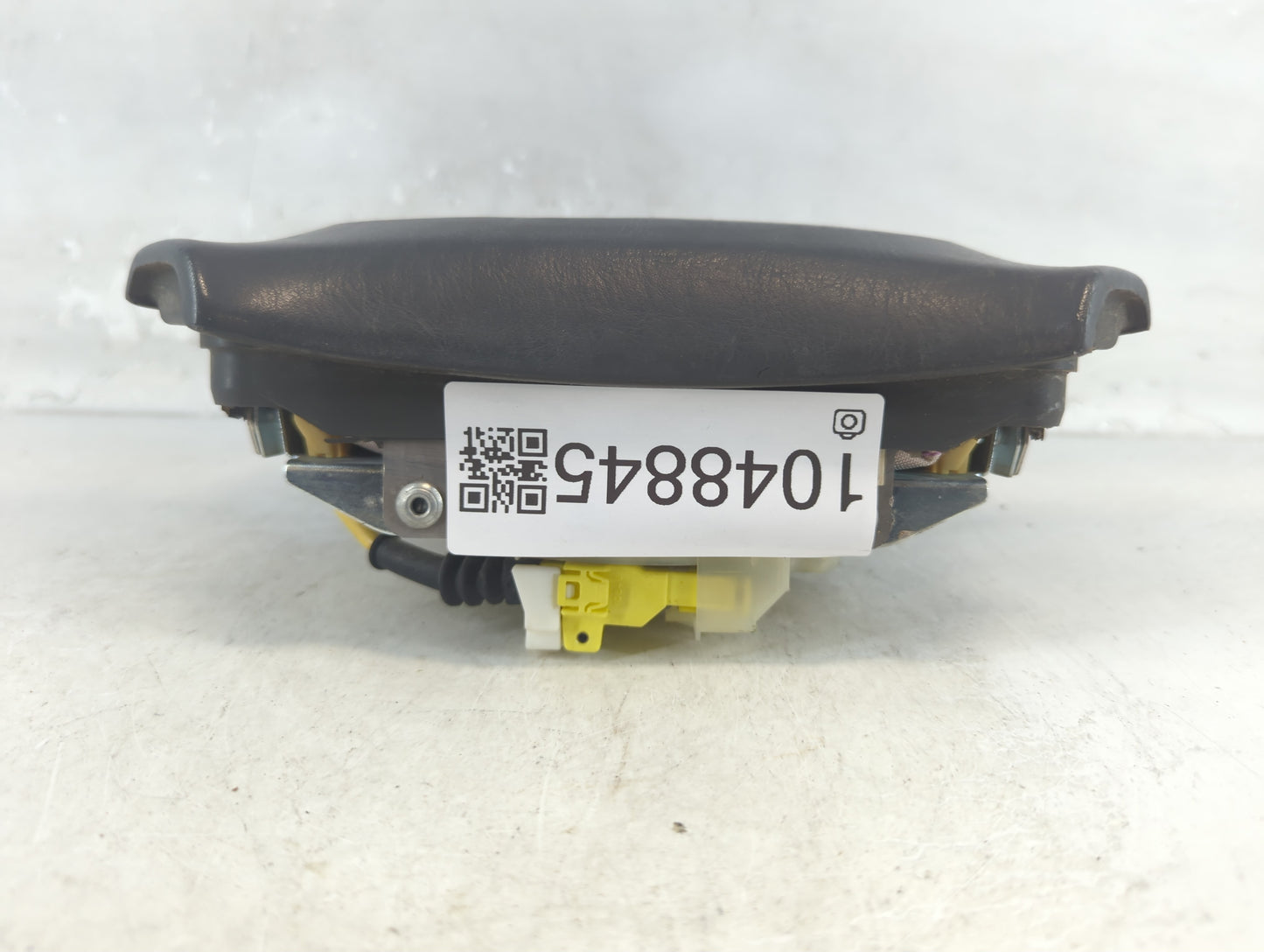 1994-1996 Toyota Camry Air Bag Driver Left Steering Wheel Mounted Fits Fits 1994 1995 1996 OEM Used Auto Parts - Oemusedauto