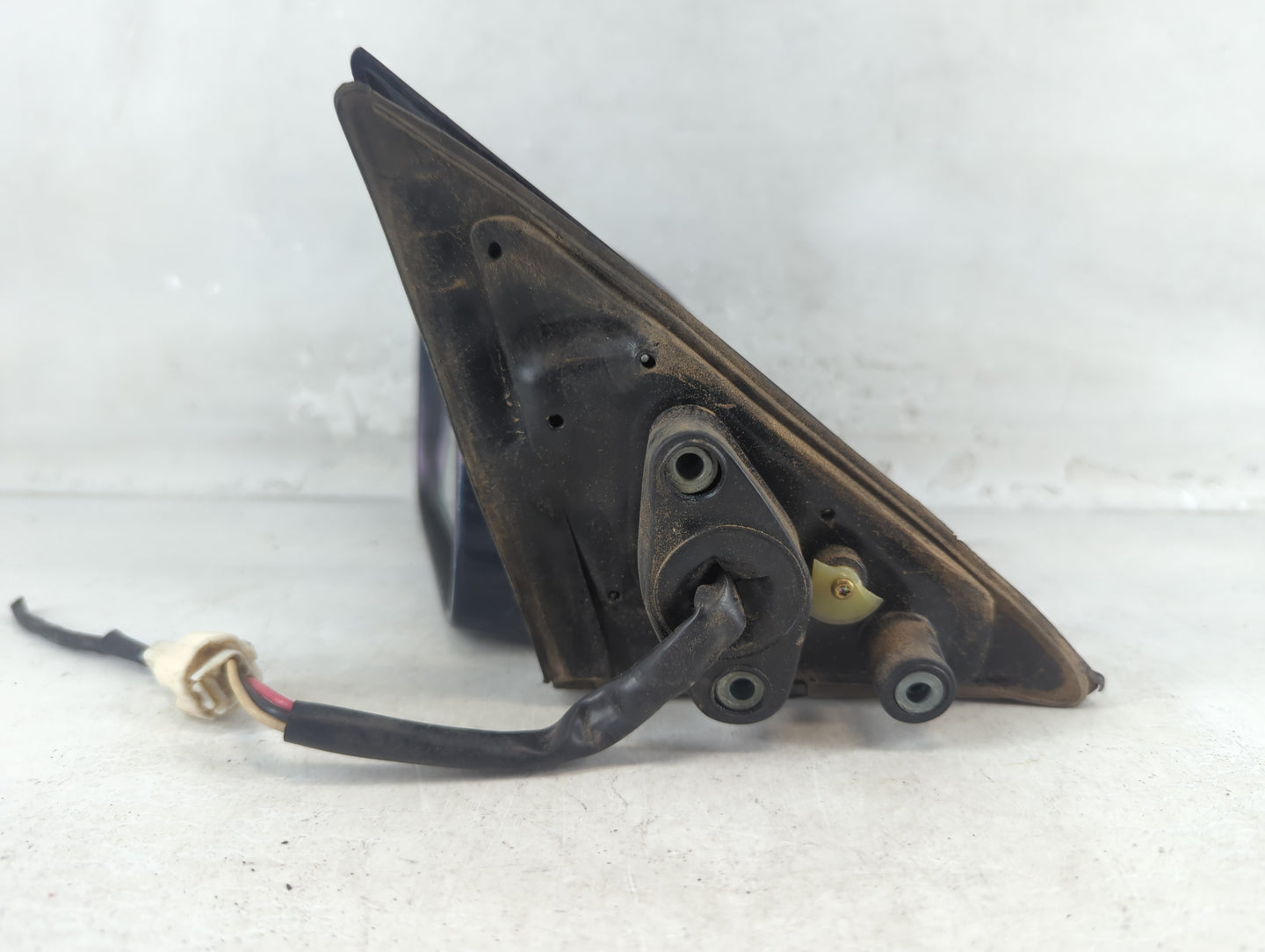 1993-1996 Toyota Camry Driver Side View Mirror - Left Door Mirror OEM Used - Oemusedautoparts1.com