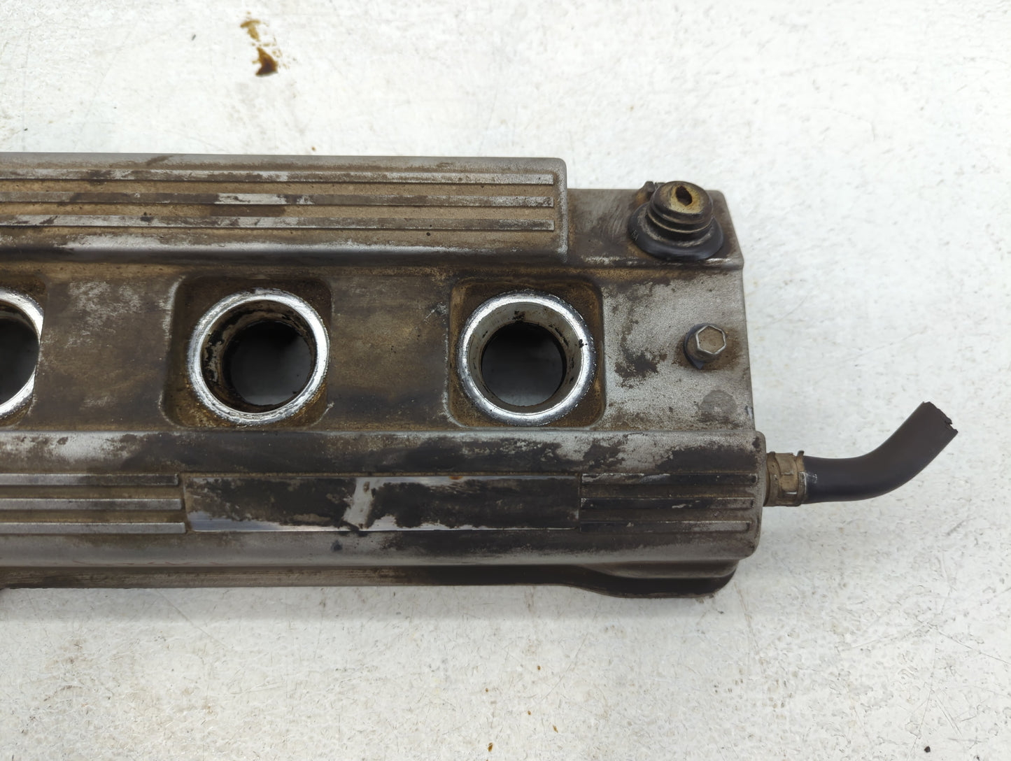1995 Toyota Camry Driver Left Cylinder Head Valve Cover Fits OEM Used Auto Parts - Oemusedautoparts1.com