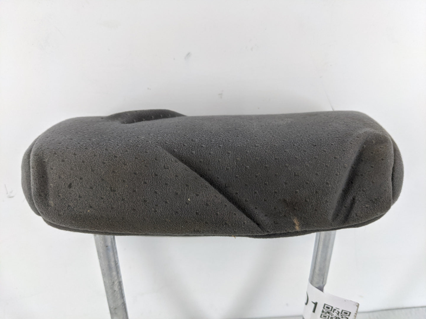 1995 Toyota Corolla Headrest Head Rest Rear Center Seat Fits OEM Used Auto Parts - Oemusedautoparts1.com
