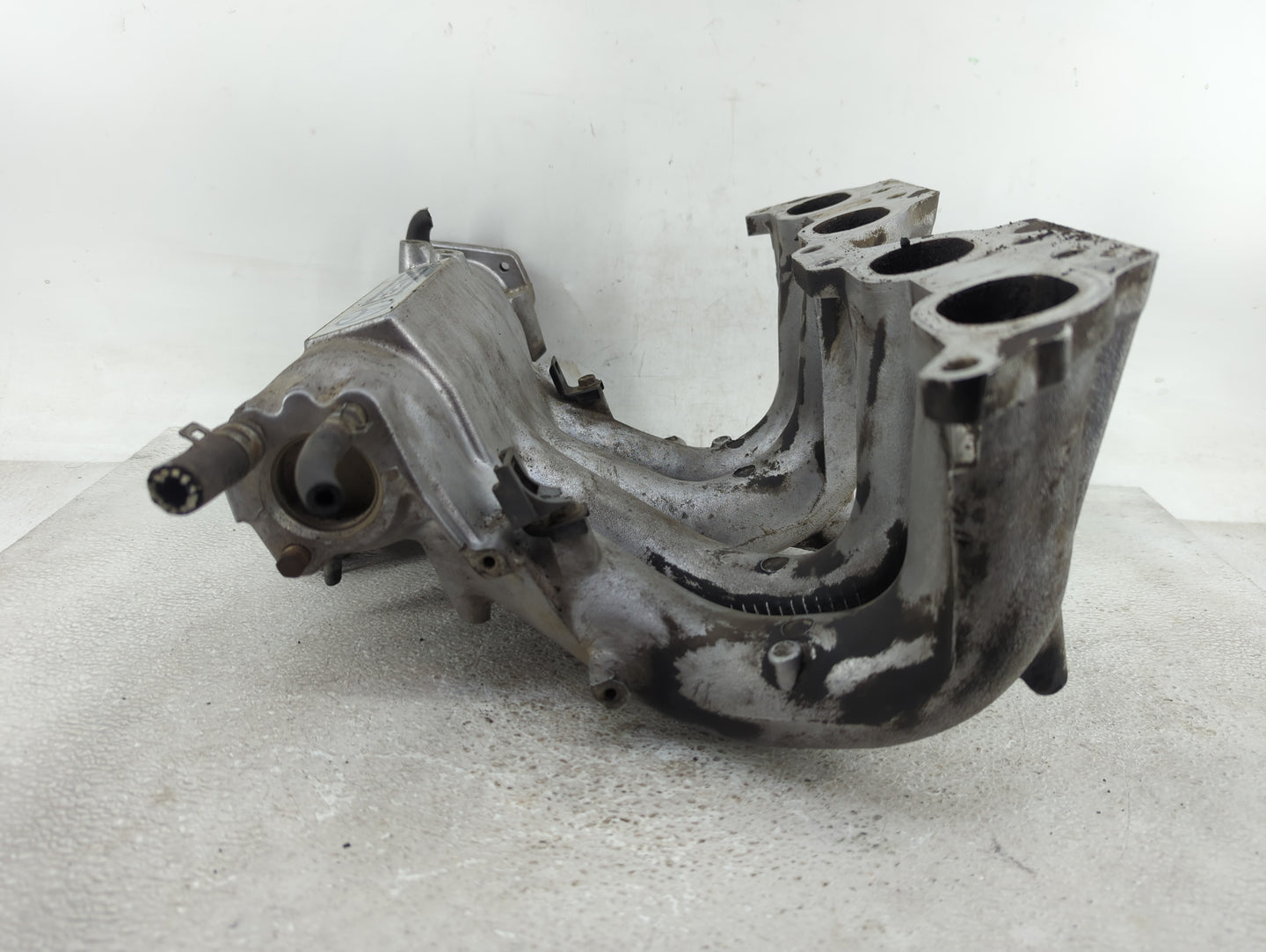 1991-1995 Toyota Mr2 Air Intake Manifold P/N:25620-74230 Fits Fits 1991 1992 1993 1994 1995 OEM Used Auto Parts - Oemusedaut