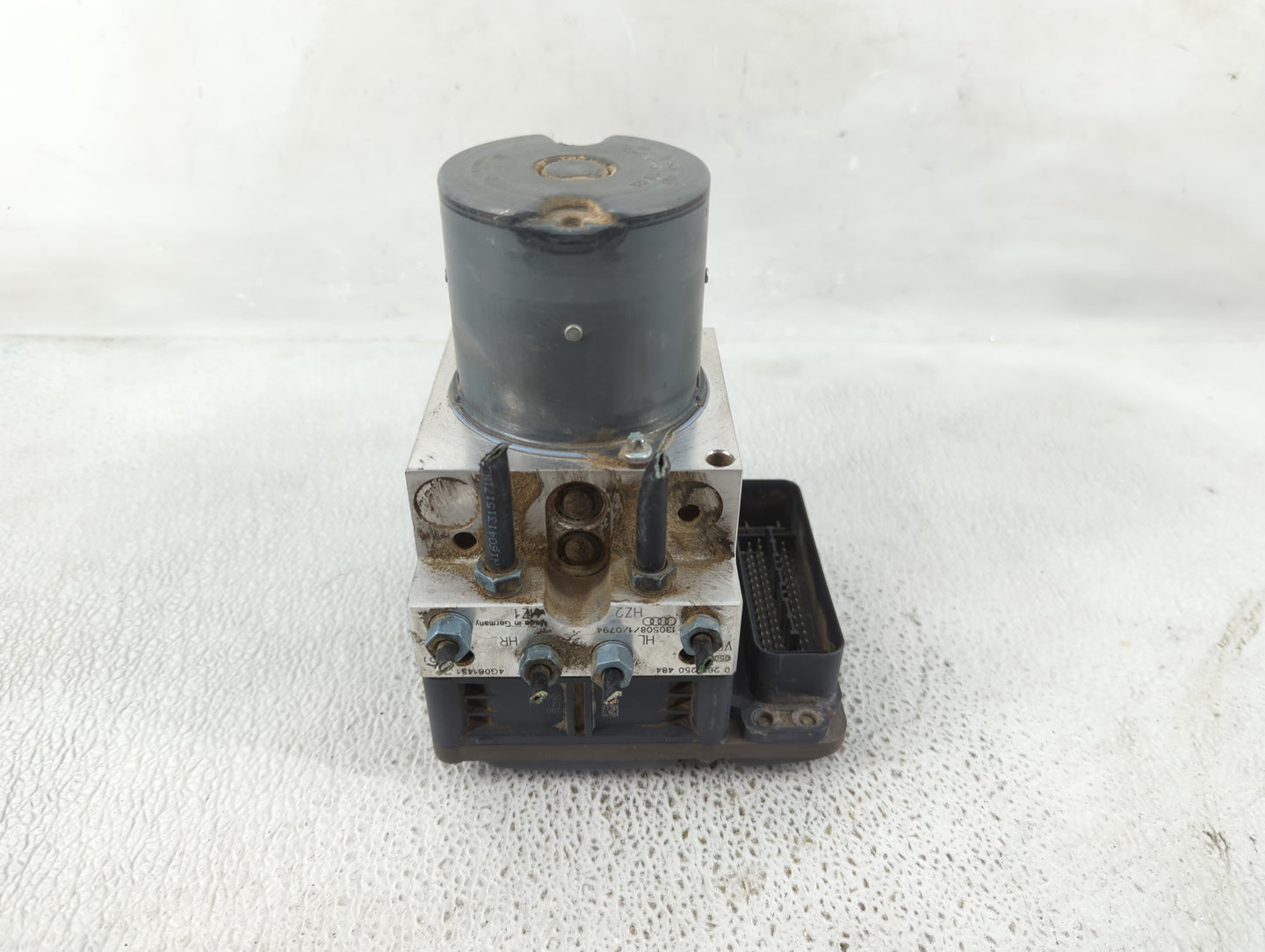 1996 Acura Tl ABS Pump Control Module Replacement P/N:0265250484 Fits OEM Used Auto Parts - Oemusedautoparts1.com