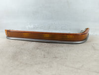 1992-1996 Buick Roadmaster Passenger Right Oem Front Light Lamp - Oemusedautoparts1.com