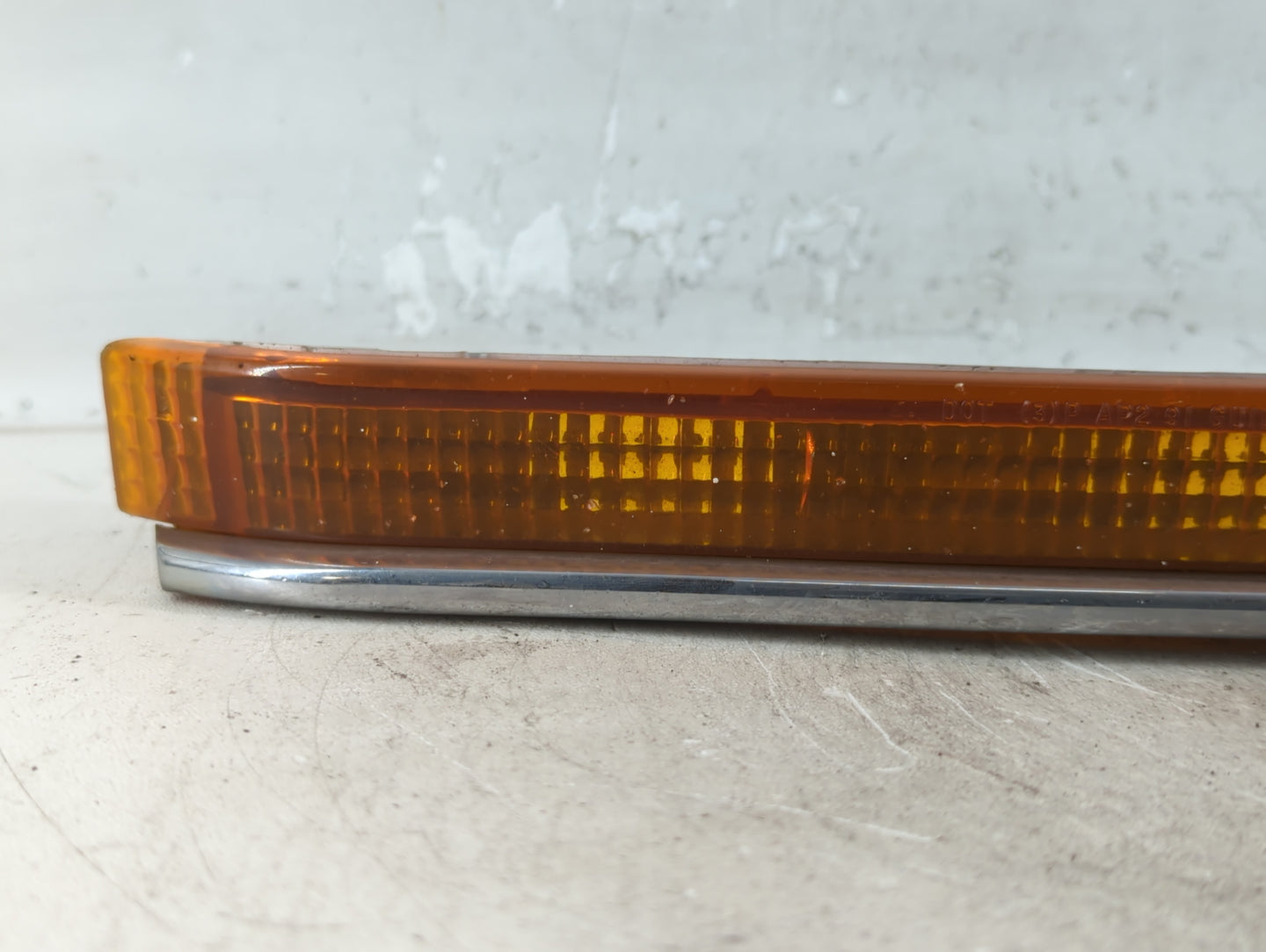 1992-1996 Buick Roadmaster Passenger Right Oem Front Light Lamp - Oemusedautoparts1.com