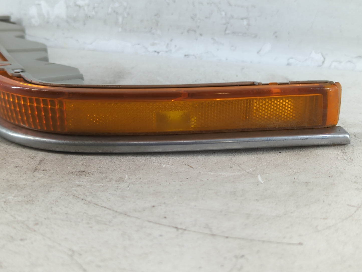 1992-1996 Buick Roadmaster Passenger Right Oem Front Light Lamp - Oemusedautoparts1.com