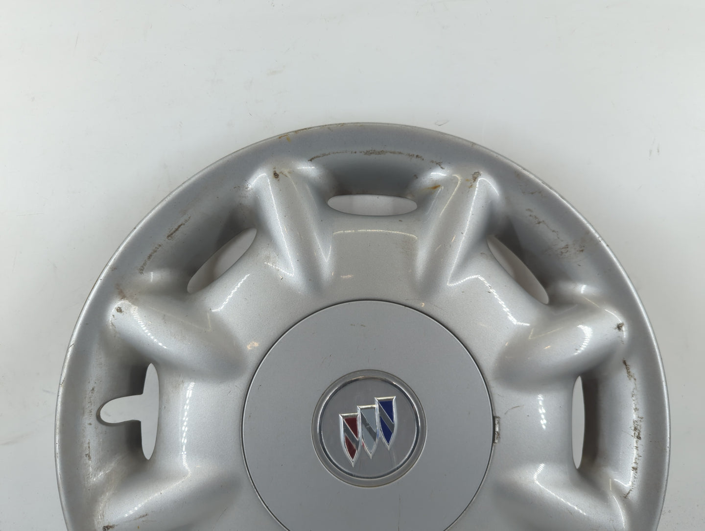 1996 Buick Skylark Wheel HubCap - Oemusedautoparts1.com