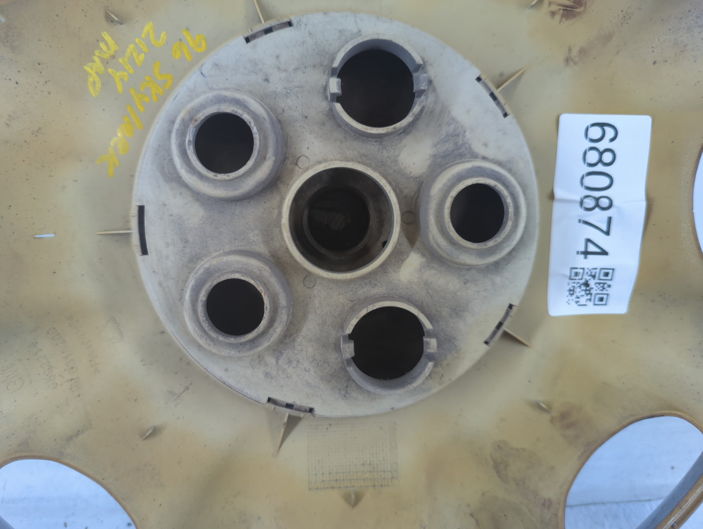 1996 Buick Skylark Wheel HubCap - Oemusedautoparts1.com