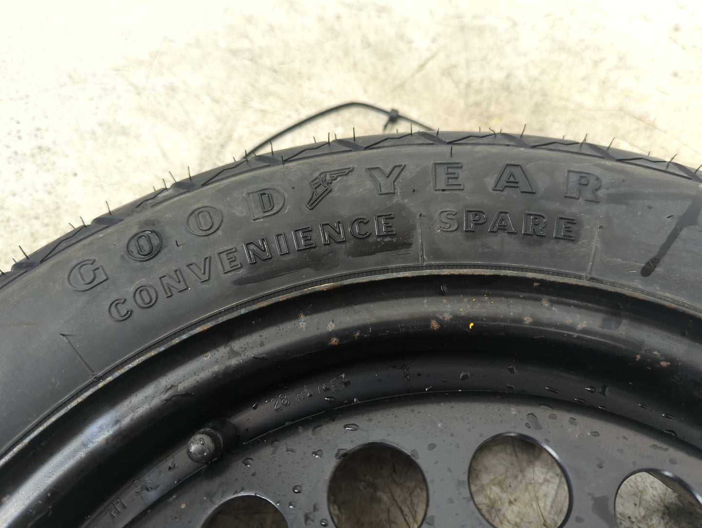 1996 Buick Park Avenue (80&up) Parkav Spare Donut Tire Wheel Rim Oem - Oemusedautoparts1.com