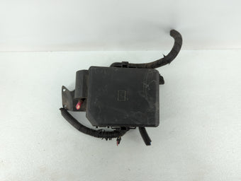 compare product 1996 Chevrolet Astro Fusebox Fuse Box Panel Relay Module P/N:13574057-03 Fits OEM Used Auto Parts