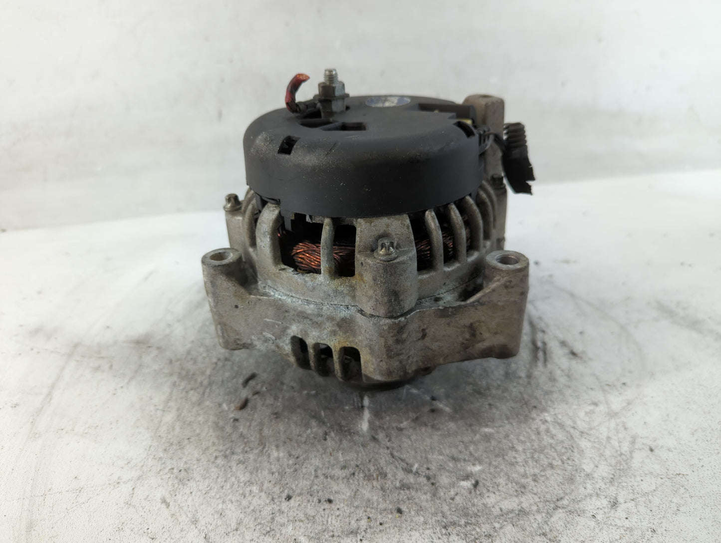 1996-2000 Chevrolet Astro Alternator Replacement Generator Charging Assembly Engine OEM P/N:02-237182 Fits OEM Used Auto Par