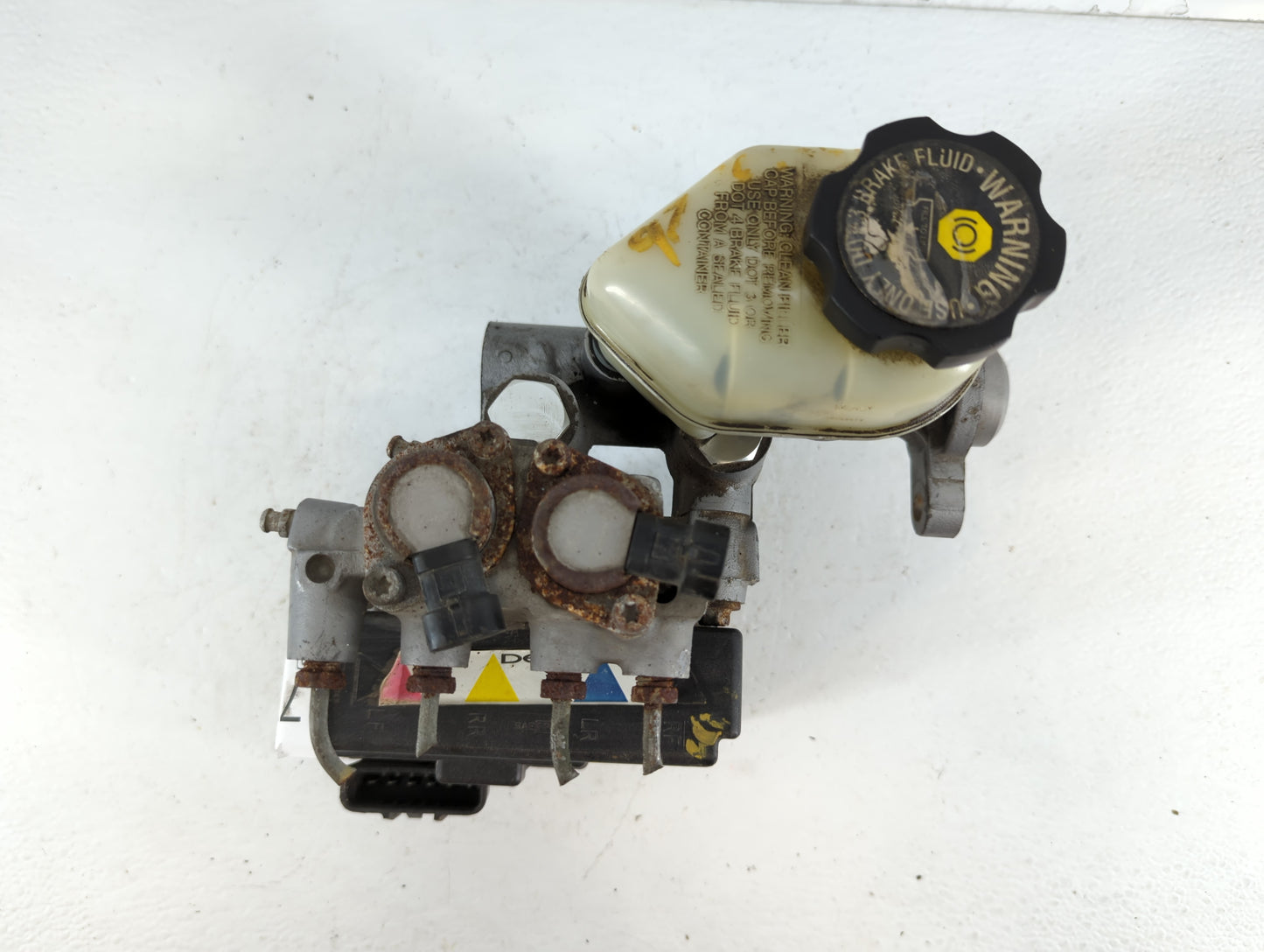 1992-1996 Chevrolet Beretta Brake Master Cylinder - Oemusedautoparts1.com