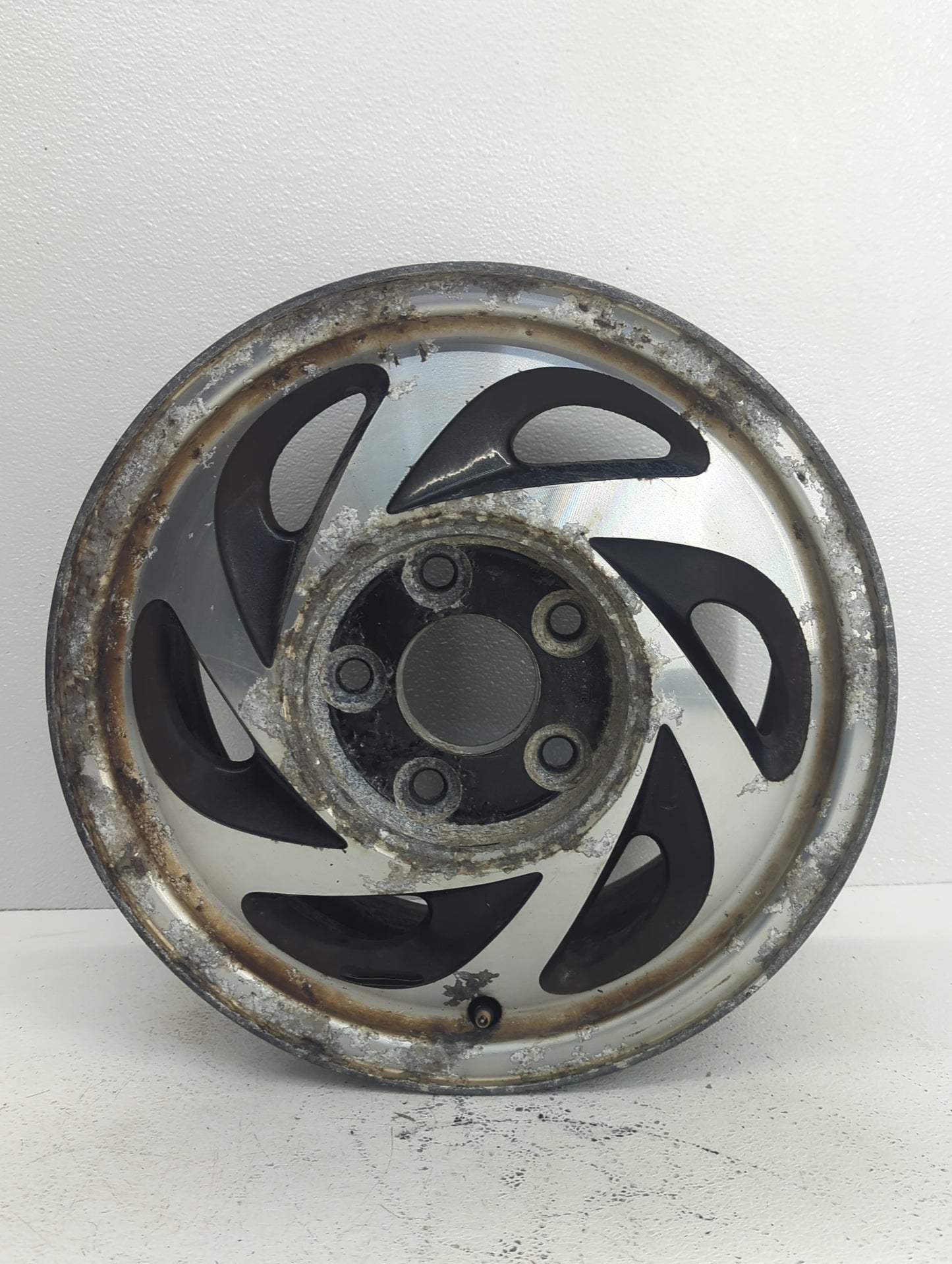 1995-2002 Chevrolet Blazer Oem Wheel Rim 1081798 - Oemusedautoparts1.com