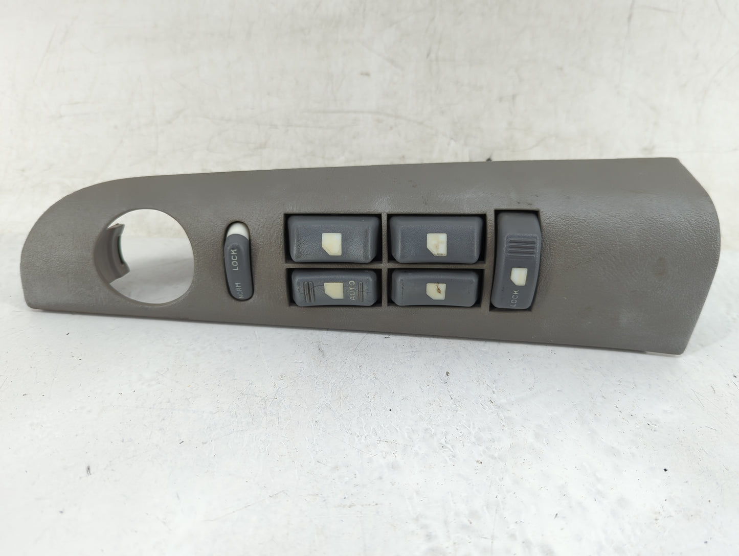 1996 Chevrolet Blazer Master Power Window Switch Replacement Driver Side Left Fits OEM Used Auto Parts - Oemusedautoparts1.c