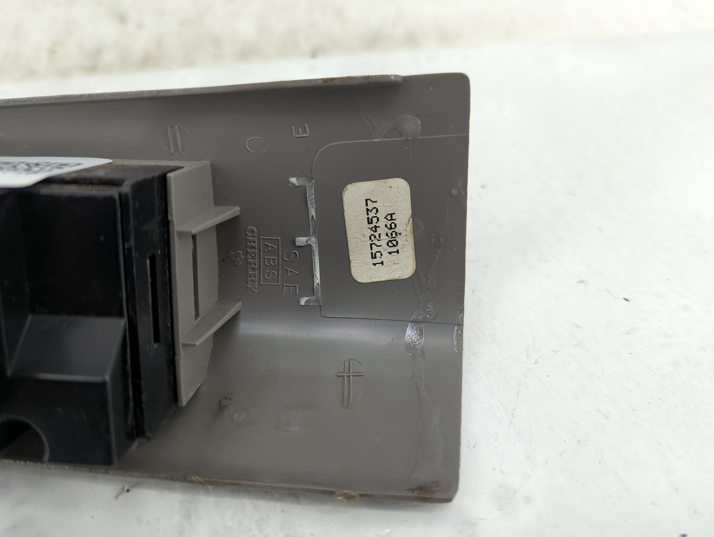 1996 Chevrolet Blazer Master Power Window Switch Replacement Driver Side Left Fits OEM Used Auto Parts - Oemusedautoparts1.c