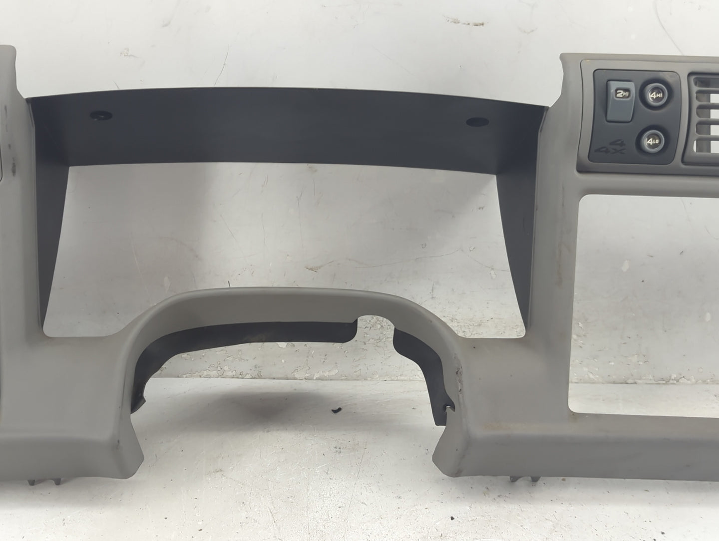 1996 Chevrolet Blazer Information Radio Display Screen Bezel Vents - Oemusedautoparts1.com
