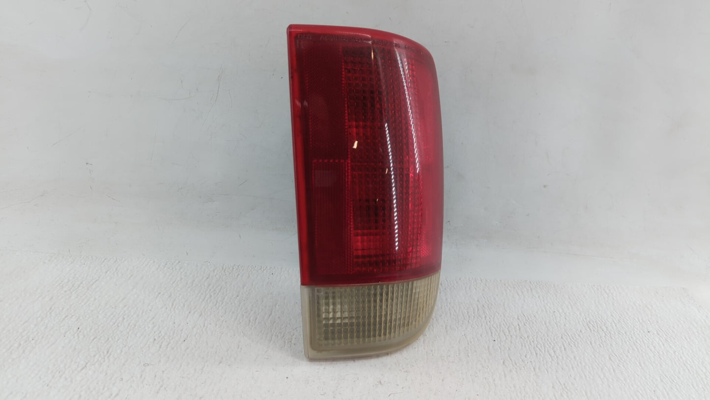 1996 Chevrolet S10 Tail Light Assembly Passenger Right OEM P/N:15113500 16518500 Fits OEM Used Auto Parts - Oemusedautoparts