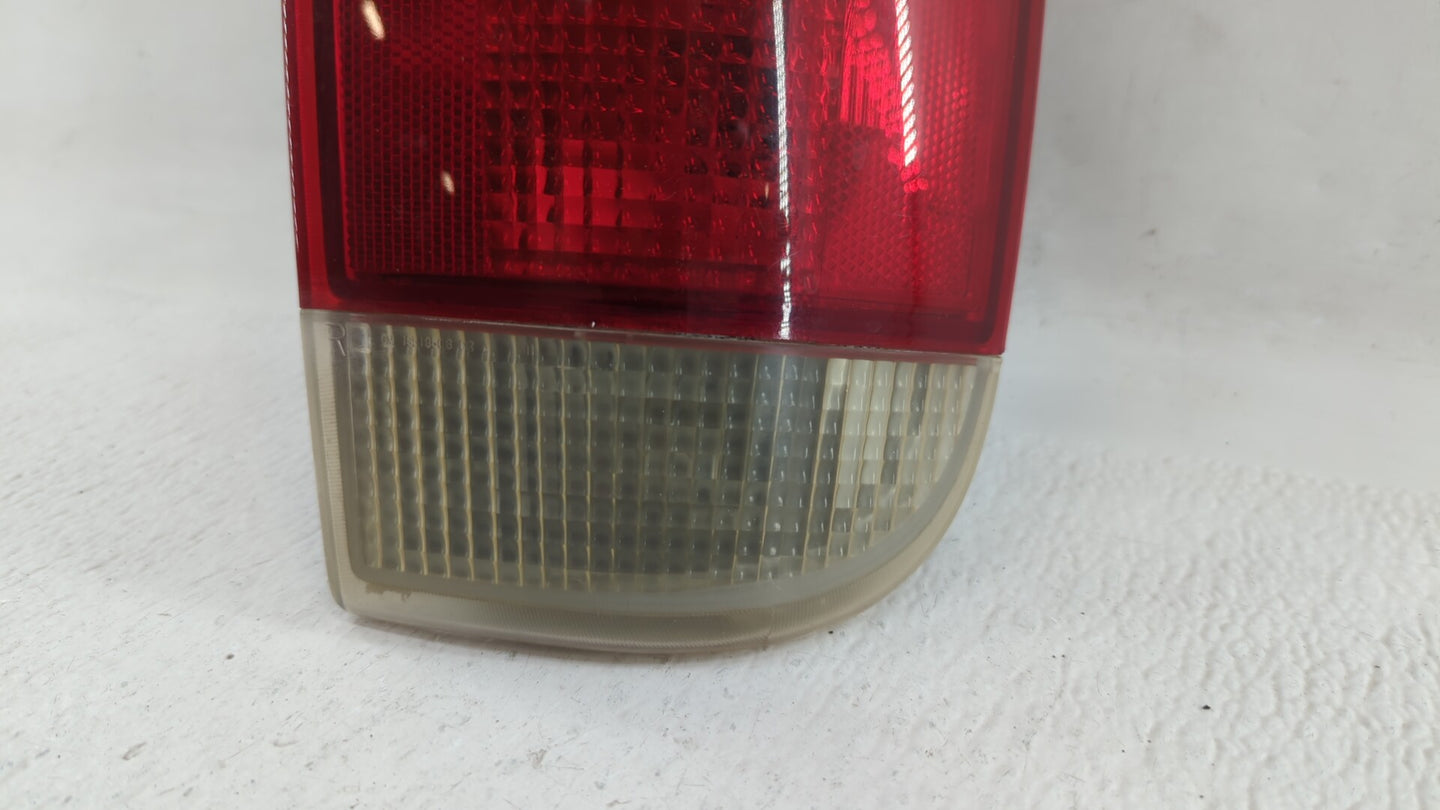 1996 Chevrolet S10 Tail Light Assembly Passenger Right OEM P/N:15113500 16518500 Fits OEM Used Auto Parts - Oemusedautoparts