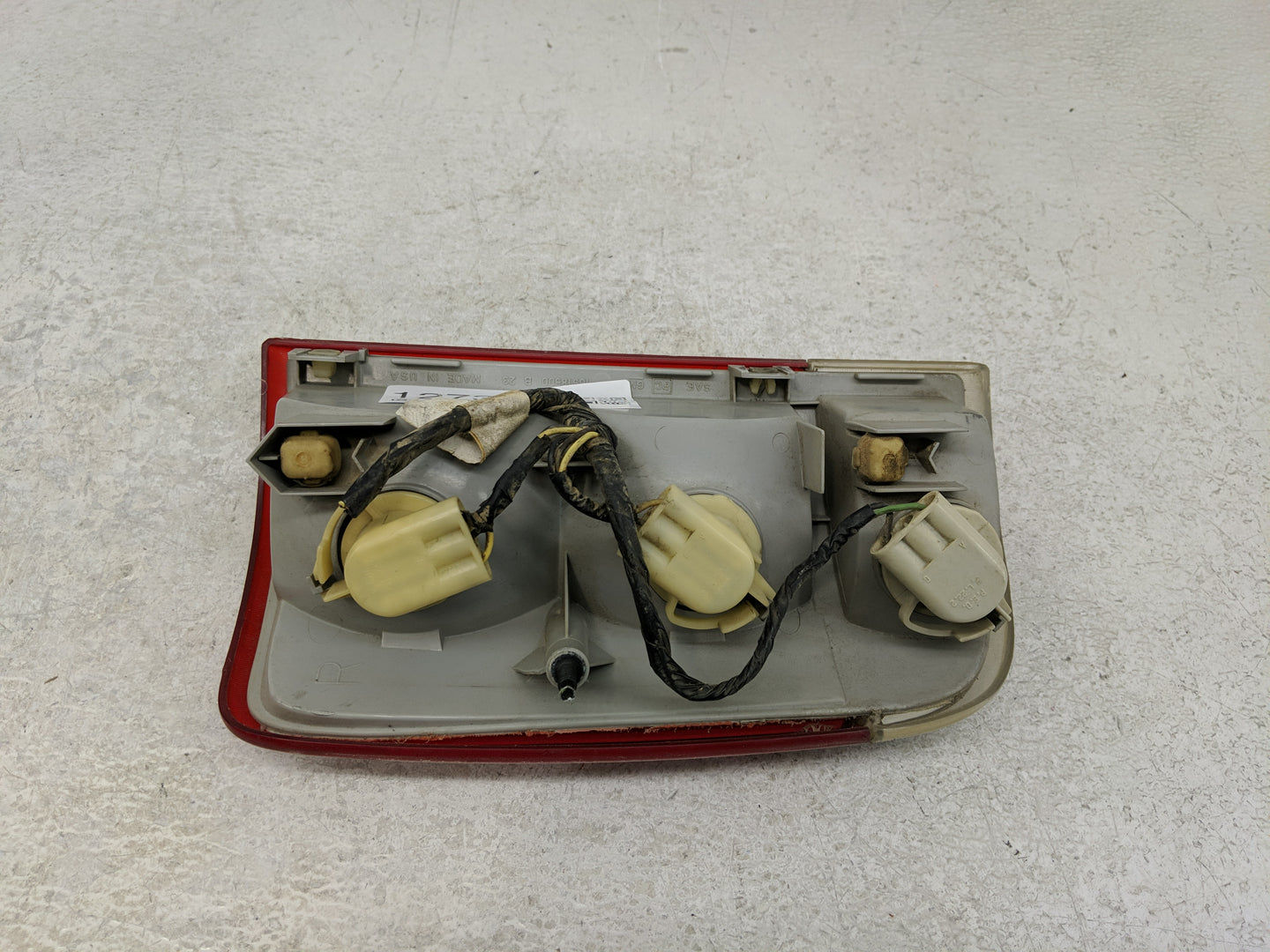 1996 Chevrolet S10 Blazer Tail Light Assembly Passenger Right OEM P/N:16518500 Fits OEM Used Auto Parts - Oemusedautoparts1.