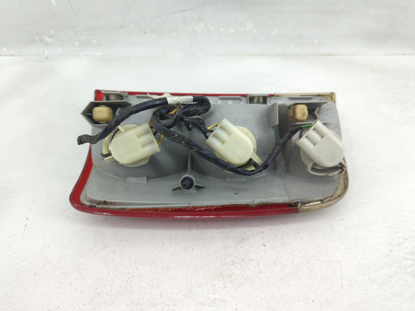 1996 Chevrolet S10 Blazer Tail Light Assembly Passenger Right OEM P/N:16518500 Fits OEM Used Auto Parts - Oemusedautoparts1.