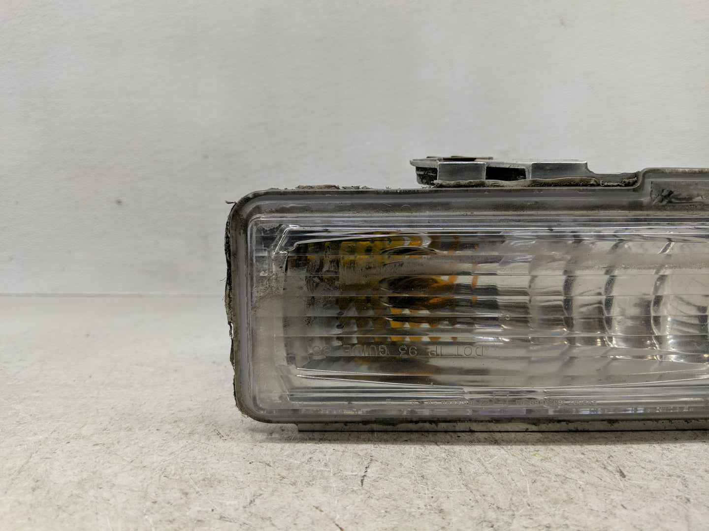 Chevrolet S10 Blazer Driver Left Oem Fog Light Lamp - Oemusedautoparts1.com
