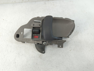1996 Chevrolet Silverado 1500 Passenger Side Front Inside Door Handle Oem - Oemusedautoparts1.com