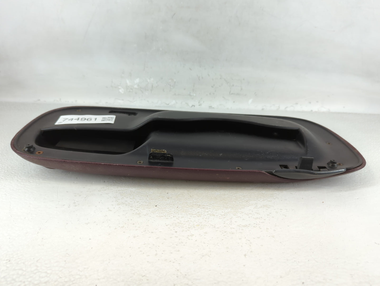1996 Chevrolet Suburban Center Console Armrest Cover Lid Fits OEM Used Auto Parts - Oemusedautoparts1.com