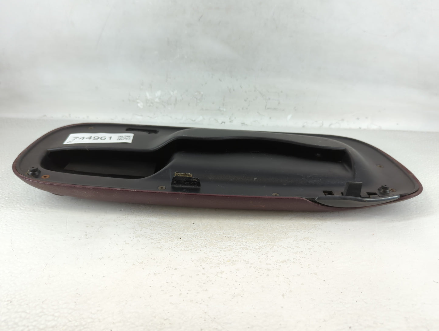 1996 Chevrolet Suburban Center Console Armrest Cover Lid Fits OEM Used Auto Parts - Oemusedautoparts1.com