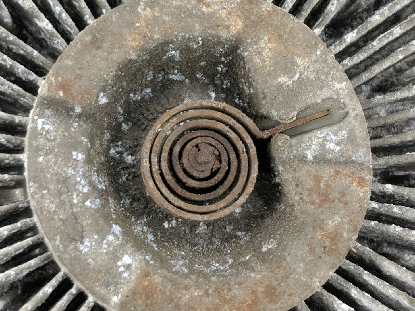 1996-1999 Chevrolet Suburban 1500 Radiator Cooling Fan Clutch - Oemusedautoparts1.com
