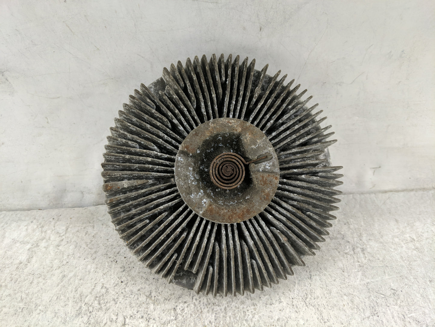 1996-1999 Chevrolet Suburban 1500 Radiator Cooling Fan Clutch - Oemusedautoparts1.com