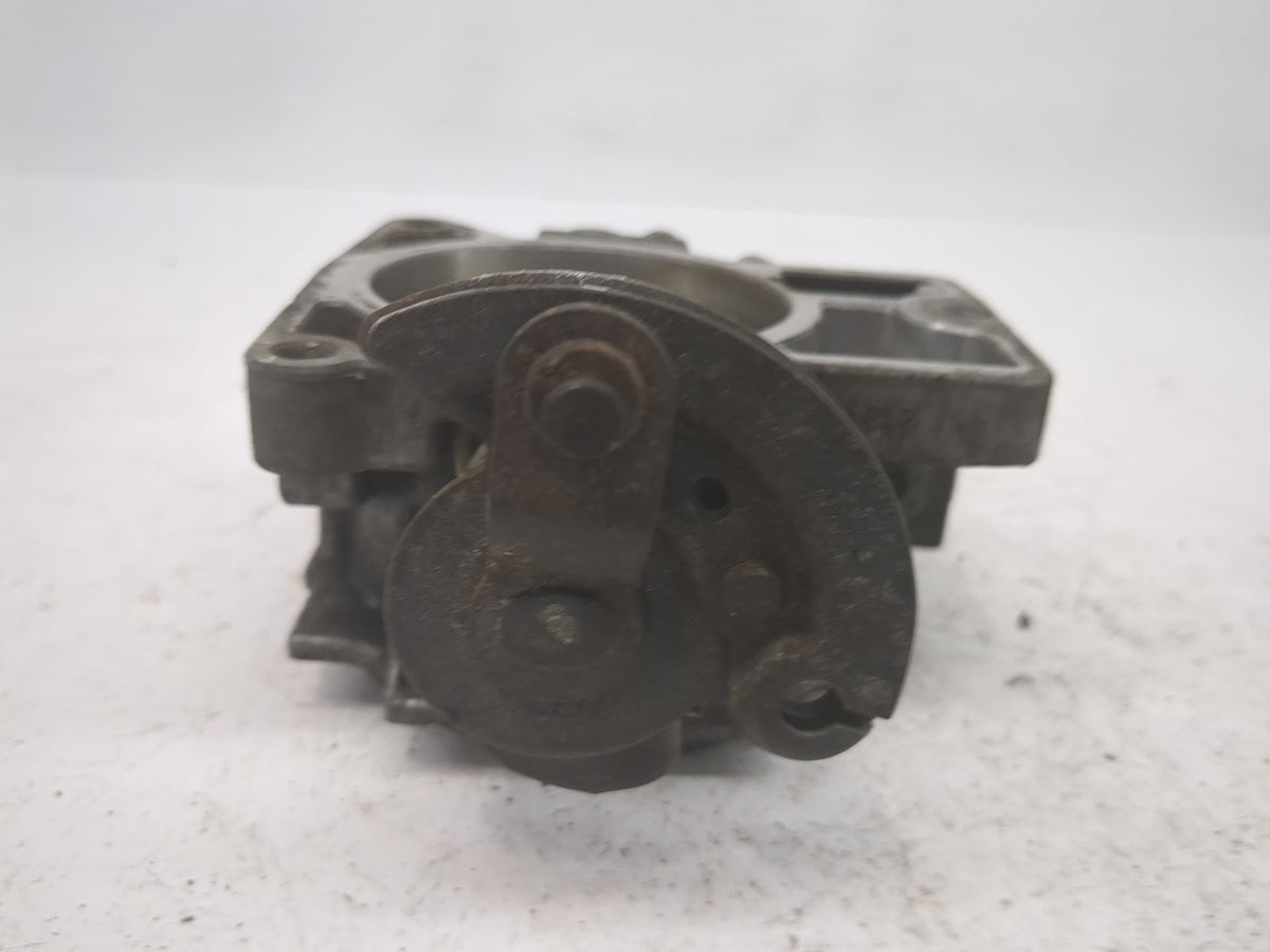 1996-1997 Chevrolet Tahoe Throttle Body P/N:314 2512 Fits Fits 1996 1997 OEM Used Auto Parts - Oemusedautoparts1.com