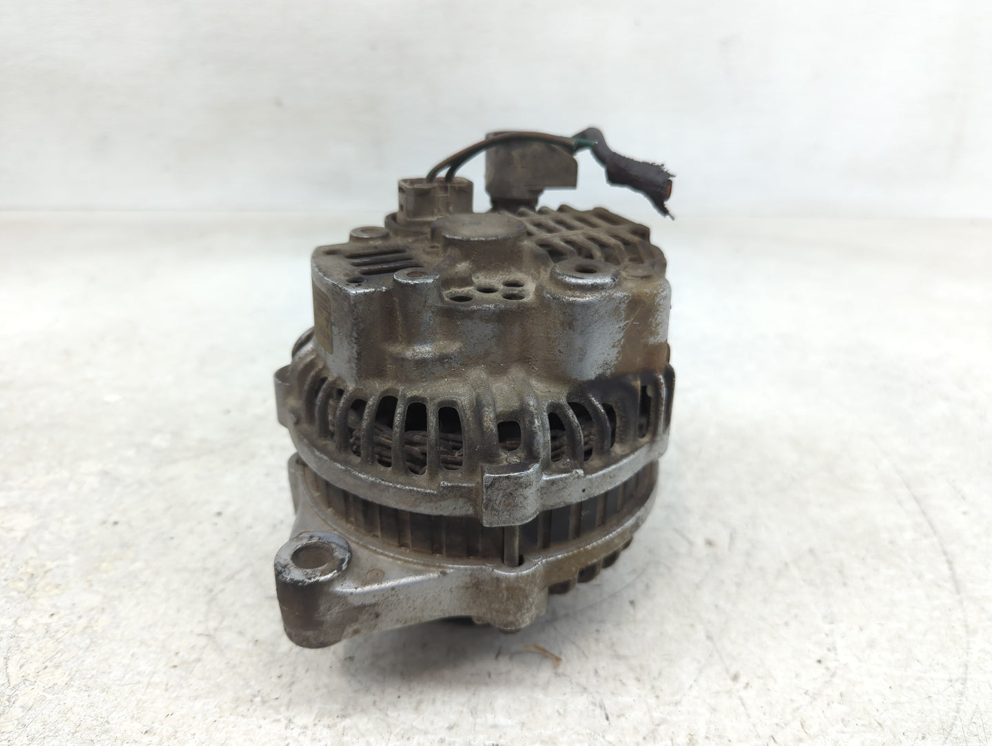 1995-1999 Chrysler Sebring Alternator Replacement Generator Charging Assembly Engine OEM P/N:A002T81192ZC 4793190 Fits OEM U