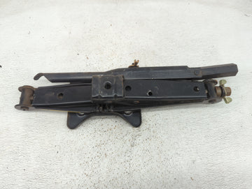 Chrysler Town & Country Spare Scissor Car Jack 1072449