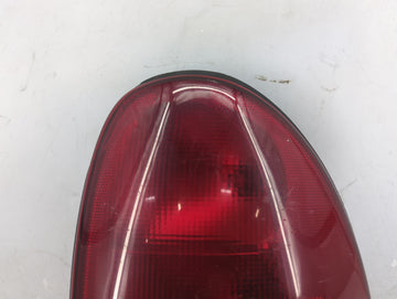 1996-2000 Chrysler Town & Country Tail Light Assembly Passenger Right OEM P/N:4576363 Fits OEM Used Auto Parts