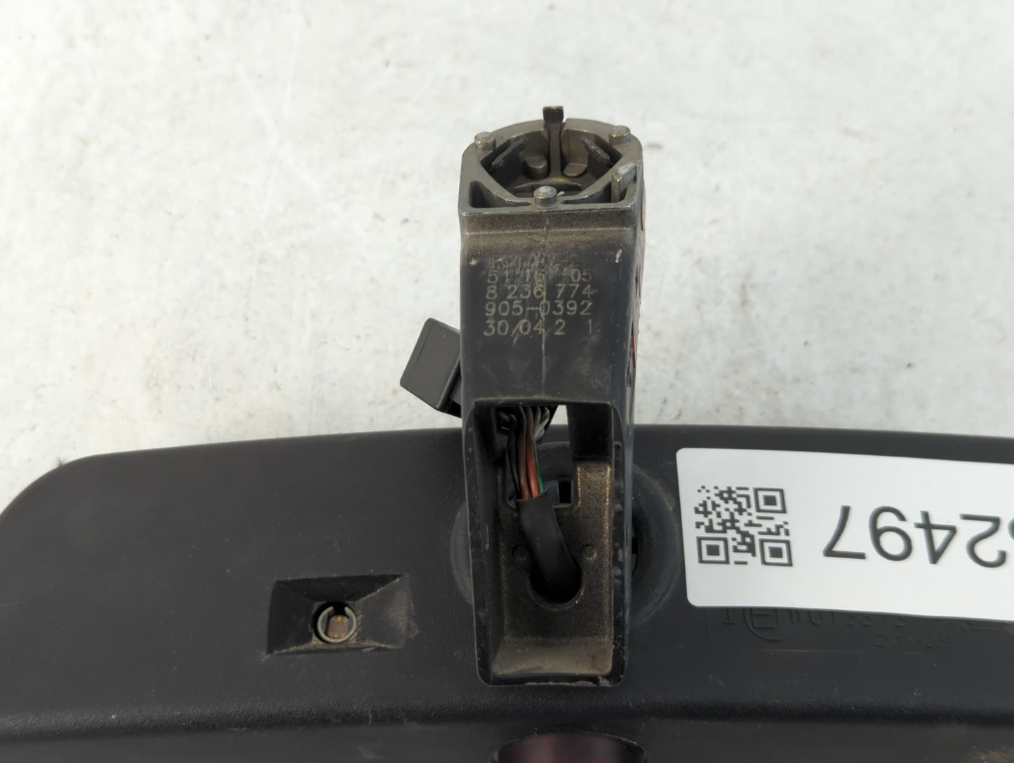 1996 Chrysler Town & Country Interior Rear View Mirror Replacement OEM P/N:8 236 774 905-0392 Fits OEM Used Auto Parts - Oem