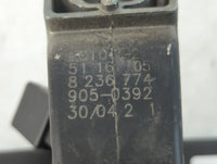 1996 Chrysler Town & Country Interior Rear View Mirror Replacement OEM P/N:8 236 774 905-0392 Fits OEM Used Auto Parts - Oem