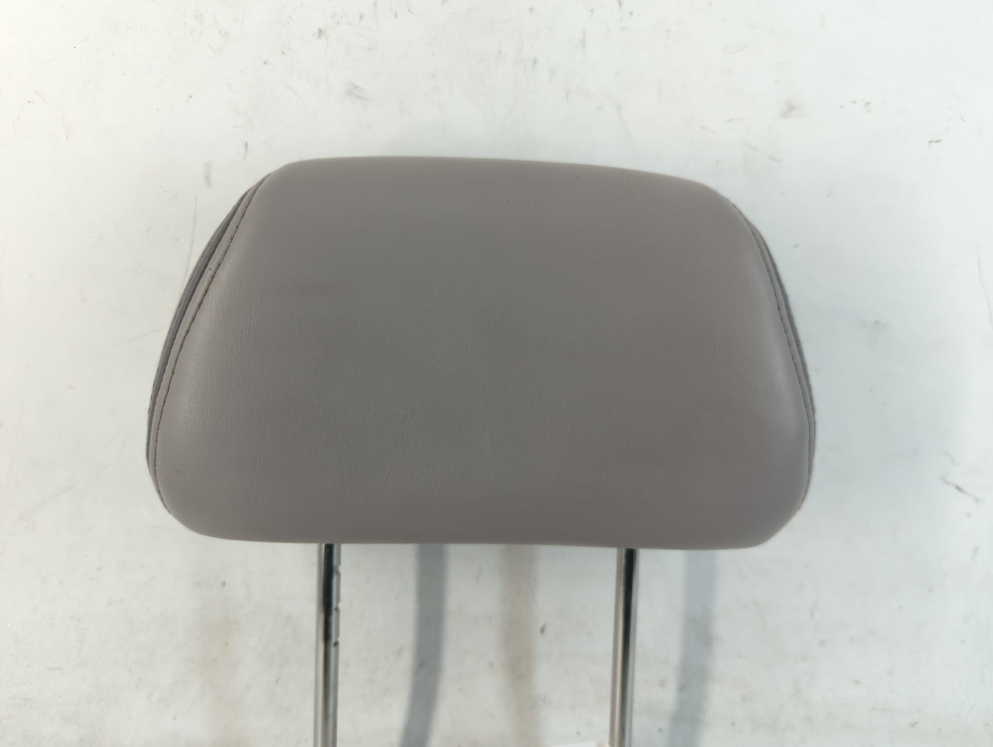 1996-2000 Chrysler Town & Country Headrest Head Rest Front Driver Passenger Seat Fits Fits 1996 1997 1998 1999 2000 OEM Used