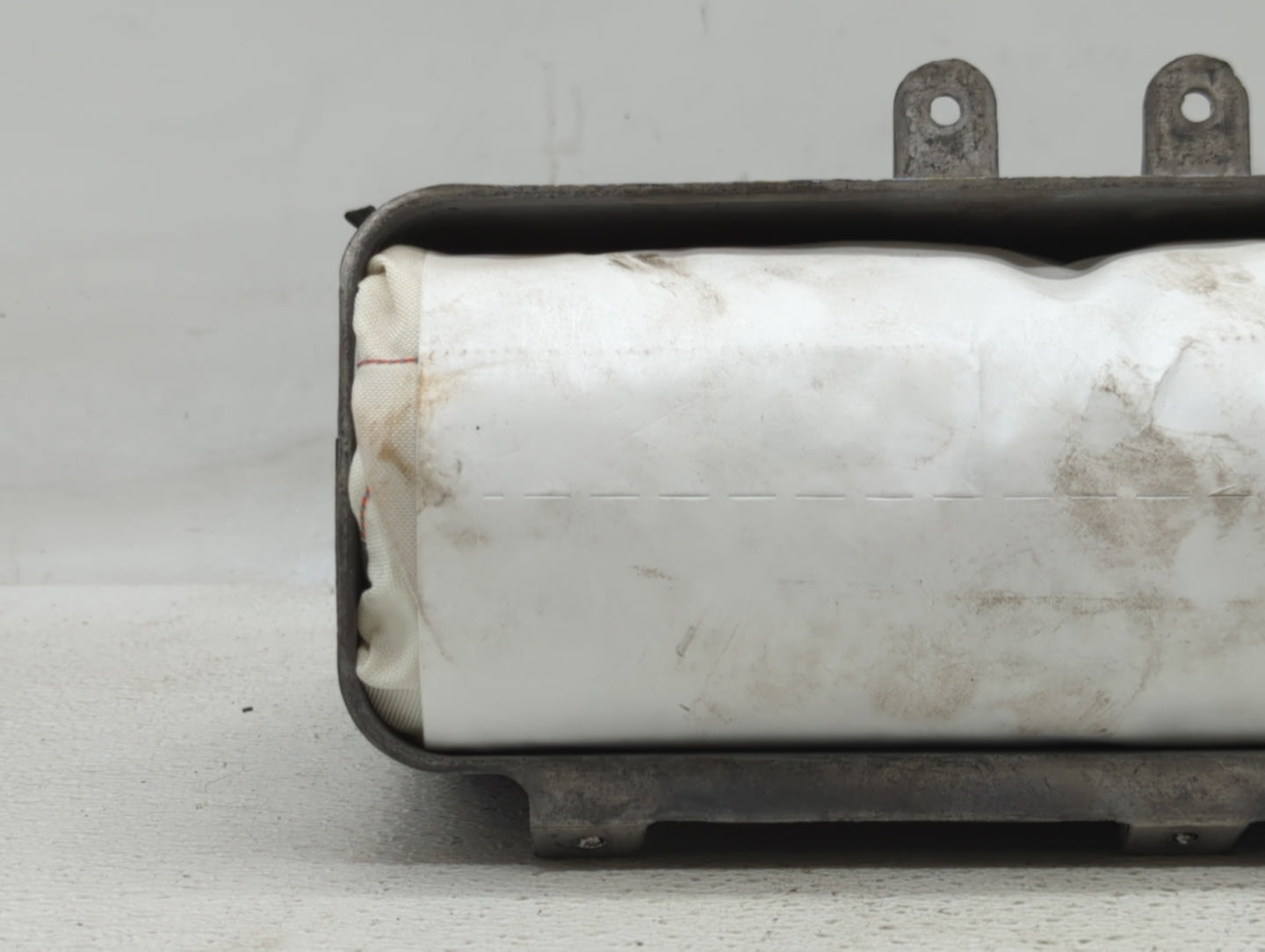 1996-1997 Dodge Caravan Air Bag Passenger Right Dashboard Oem - Oemusedautoparts1.com