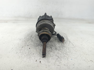 1992-1997 Dodge Dakota Engine Ignition Distributor OEM Fits Fits 1992 1993 1994 1995 1996 1997 OEM Used Auto Parts - Oemused