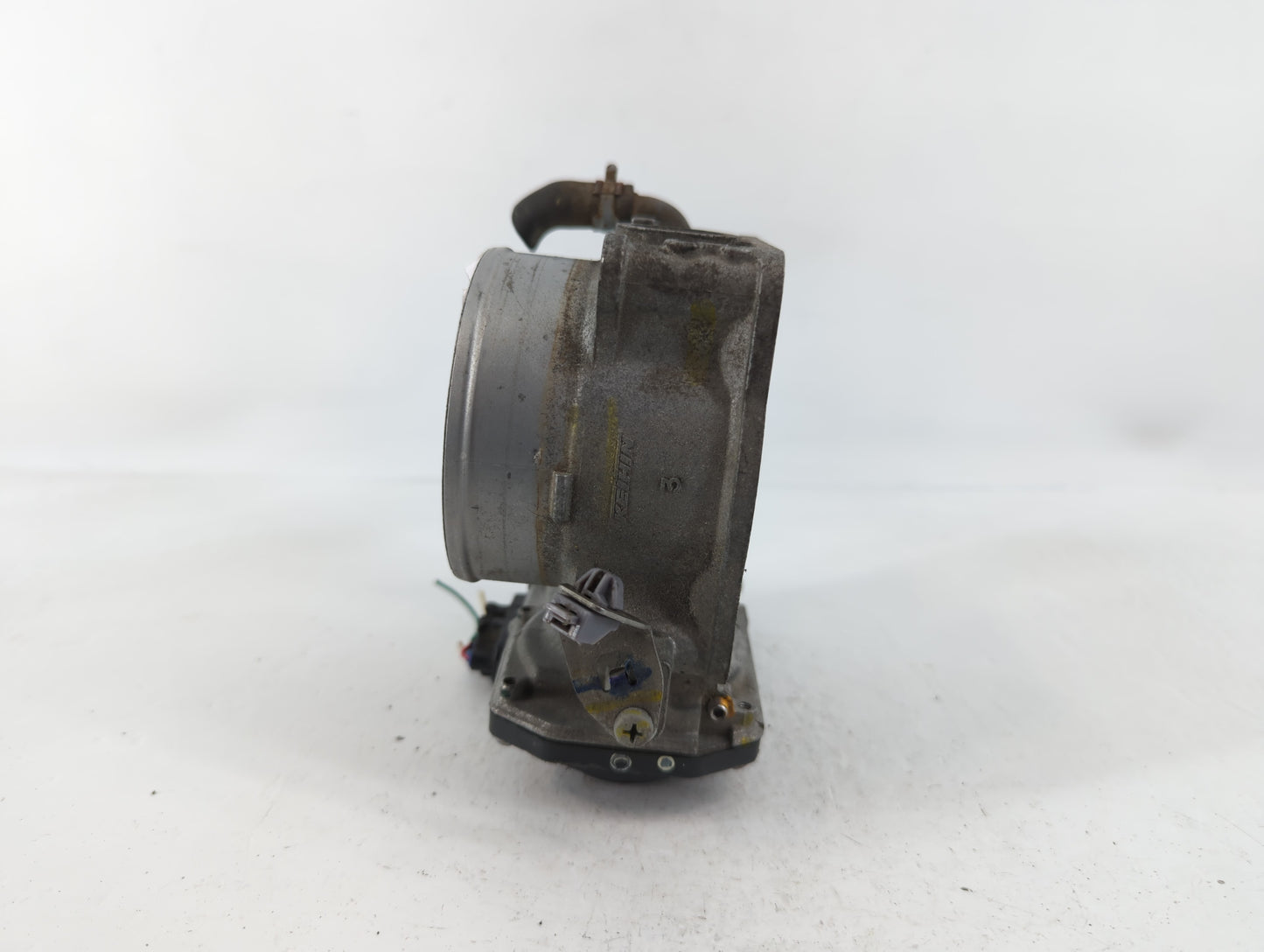 1996-1997 Dodge Intrepid Throttle Body P/N:05095 1430 06T28 Fits Fits 1996 1997 OEM Used Auto Parts - Oemusedautoparts1.com