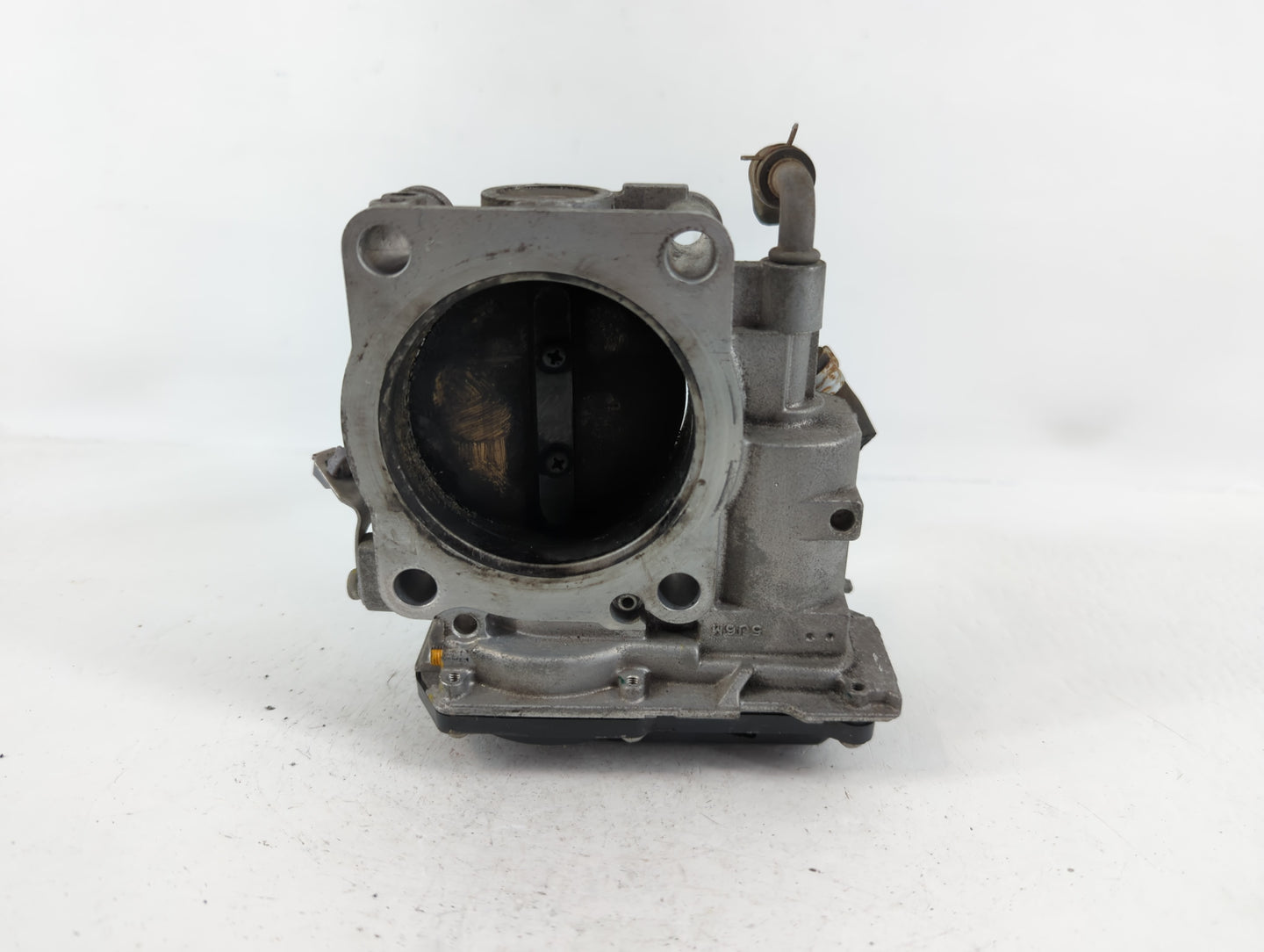 1996-1997 Dodge Intrepid Throttle Body P/N:05095 1430 06T28 Fits Fits 1996 1997 OEM Used Auto Parts - Oemusedautoparts1.com