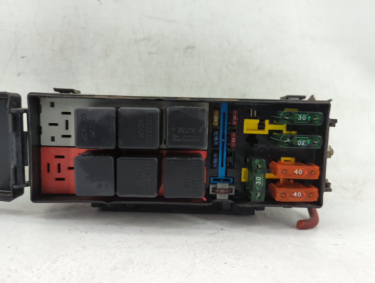 1996 Dodge Neon Fusebox Fuse Box Panel Relay Module P/N:P04793471 Fits OEM Used Auto Parts - Oemusedautoparts1.com